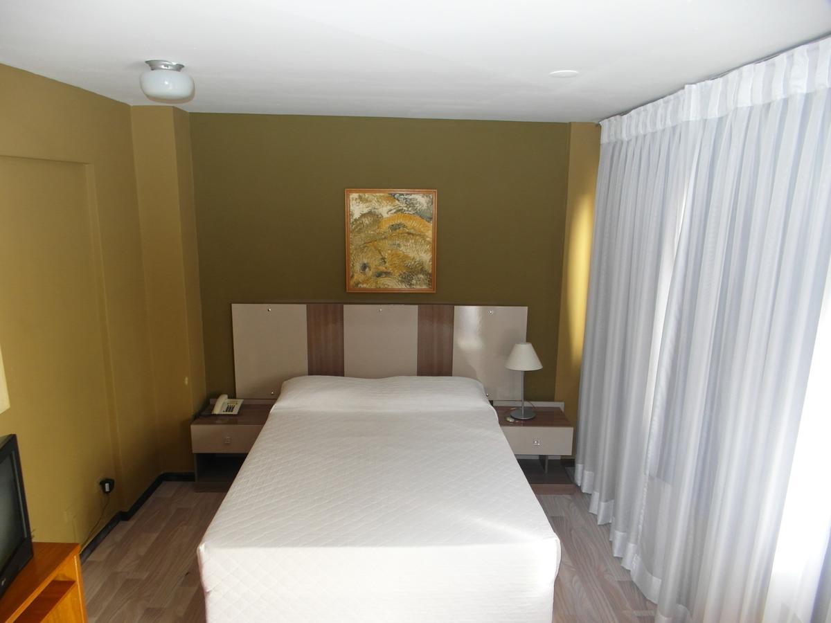 Miller Flat Hotel Curitiba Exterior foto
